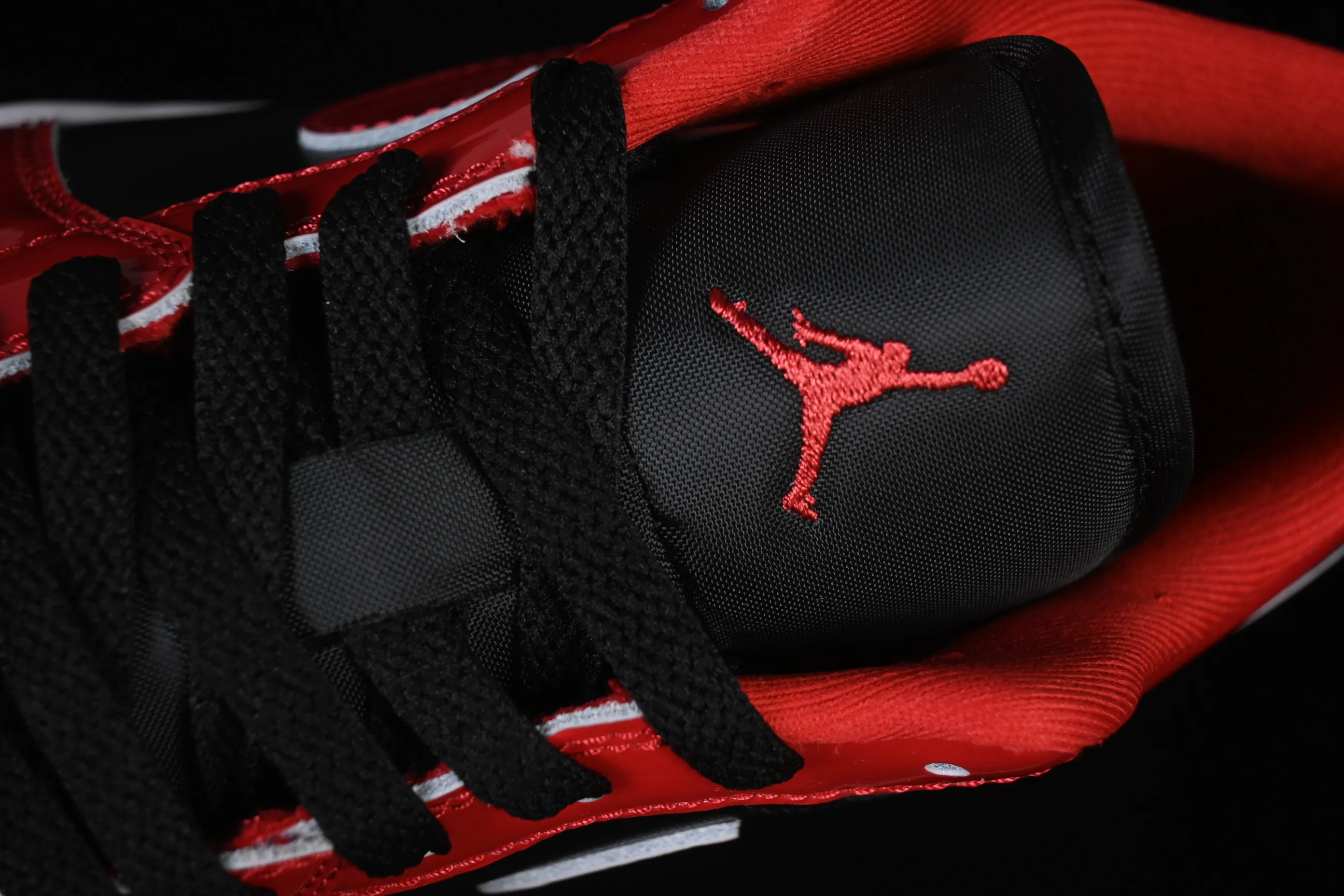 All categories Air Jordan Jordan series basketball shoes Air Jordan 1 Low G version pure original Air Jordan 1 Low AJ1 Joe 1 patent leather black and red low-top cultural casual sneakers HV4089-006